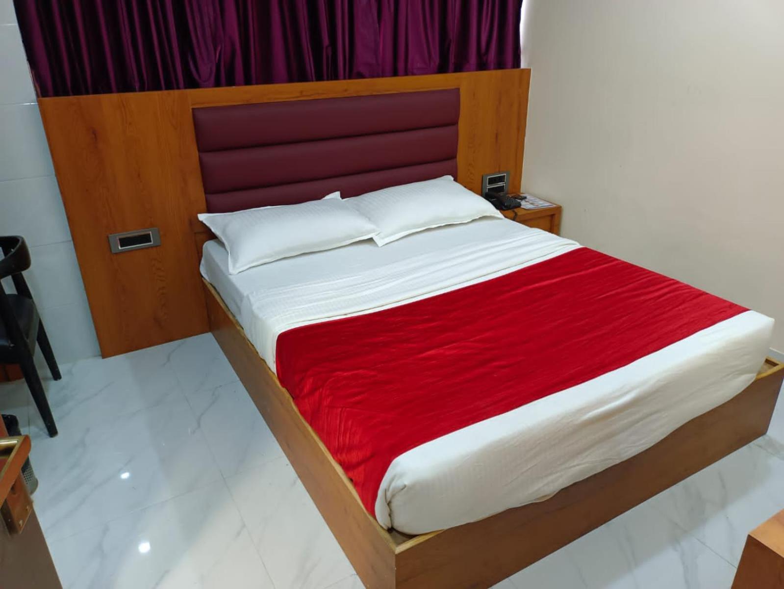 Hotel Airport Annex Мумбай Екстериор снимка