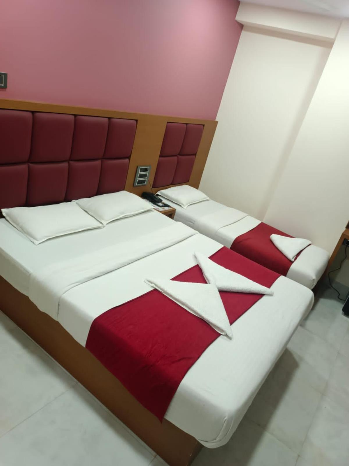 Hotel Airport Annex Мумбай Екстериор снимка